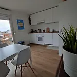 Terrasse Sud Dernier Etage + Parking Apartment
